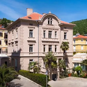 - Liburnia Hotel Opatija