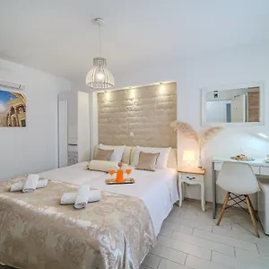 And Paese Guest house Split
